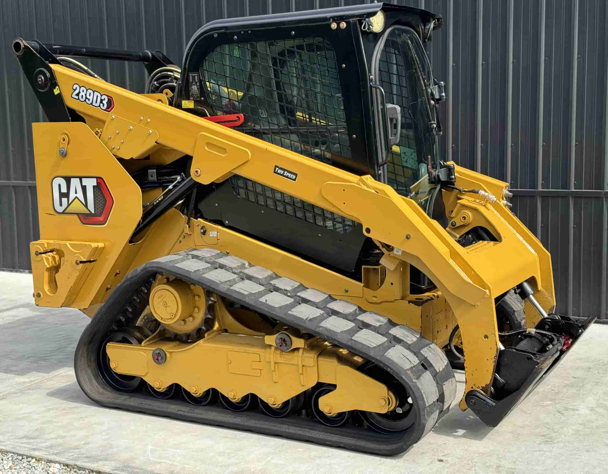 2020 CAT 289D3
